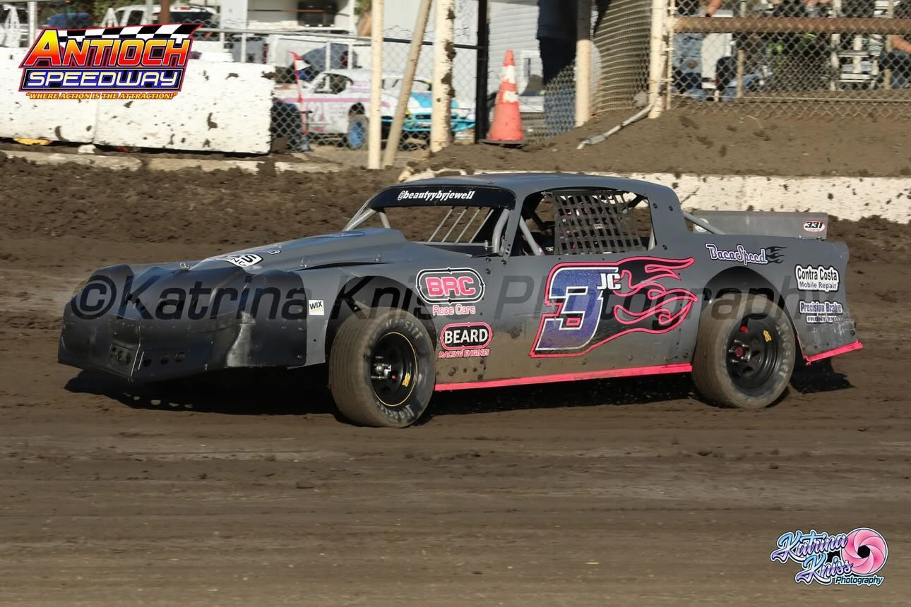 Jewell Crandell's #3JC Hobby Stock Camaro at Antioch Speedway